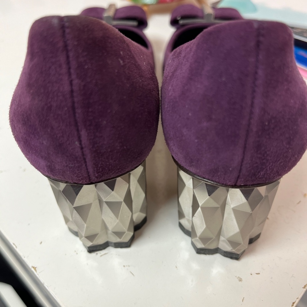 Salvatore Ferragamo Ortensia Purple Suede Refracted Heel - Picture 3 of 5